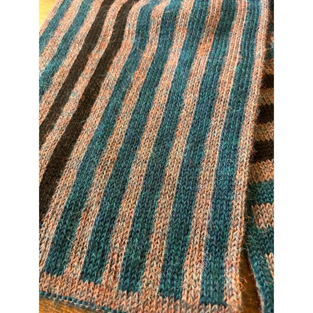 Spratters And Jayne Handcrafted Geometric Alpaca Scarf / NWOT